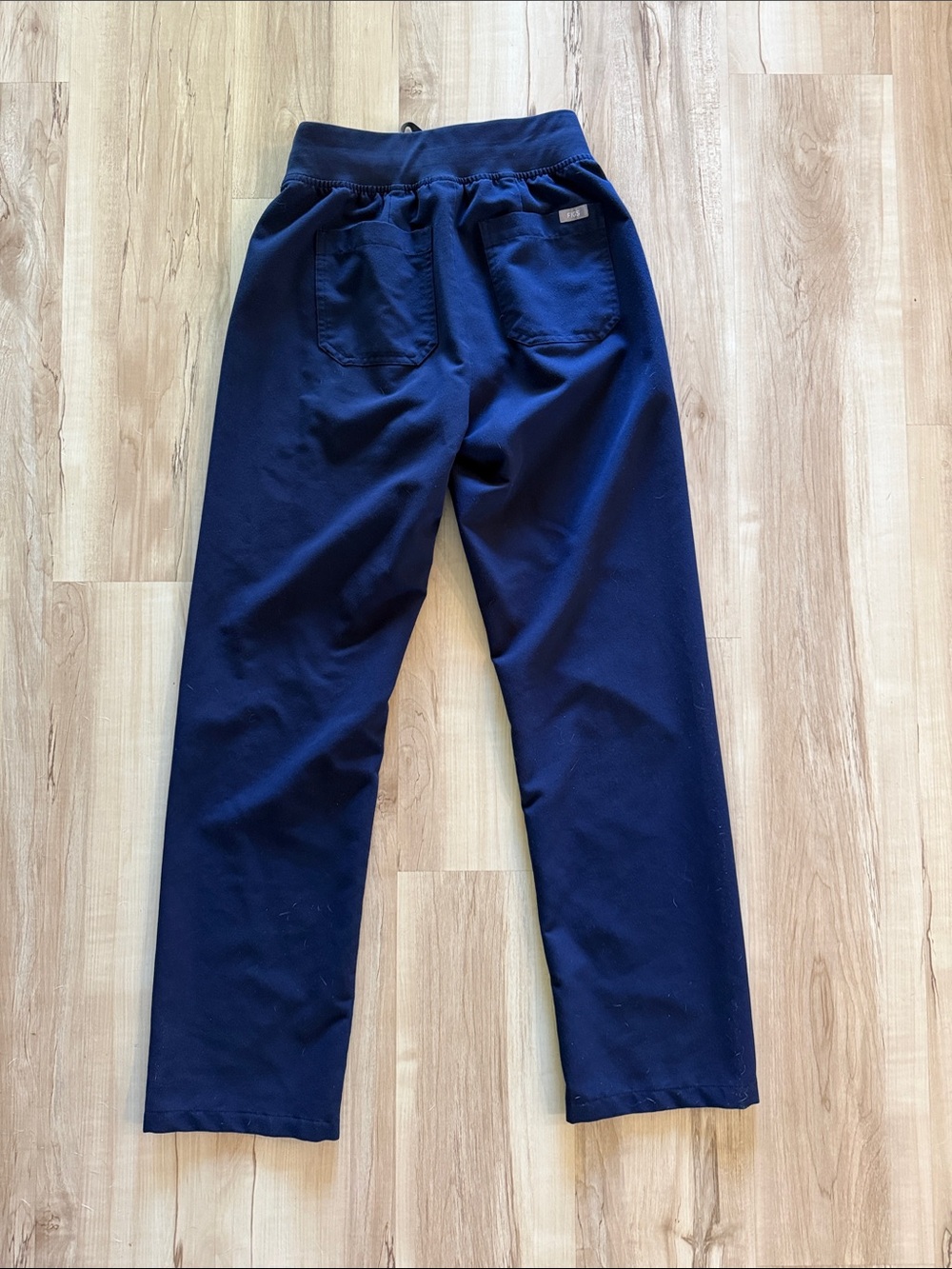 Figs Navy High waisted Livingston Scrub Pants - Picture 4 of 4